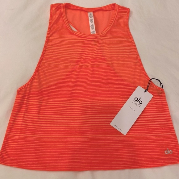 ALO Yoga Tops - NWT ✨ Alo tank